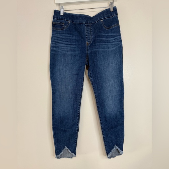 Chico's Dark Blue Jegging Ankle Jeans with Frayed Hem in size 8R (1R) - Picture 1 of 11